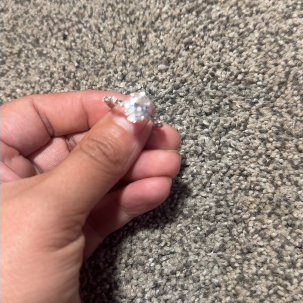 Elegant Silver Women's Ring